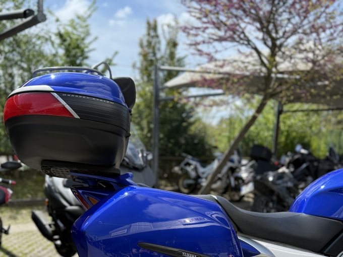 YAMAHA FJR 1300 4