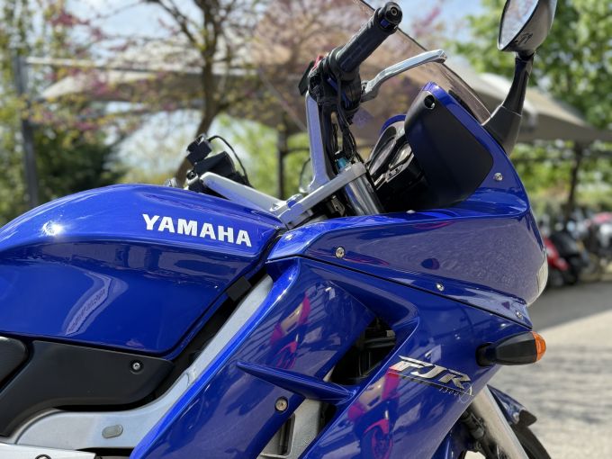 YAMAHA FJR 1300 4