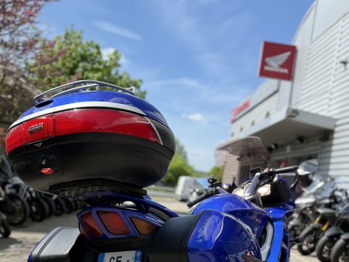 YAMAHA FJR 1300 4