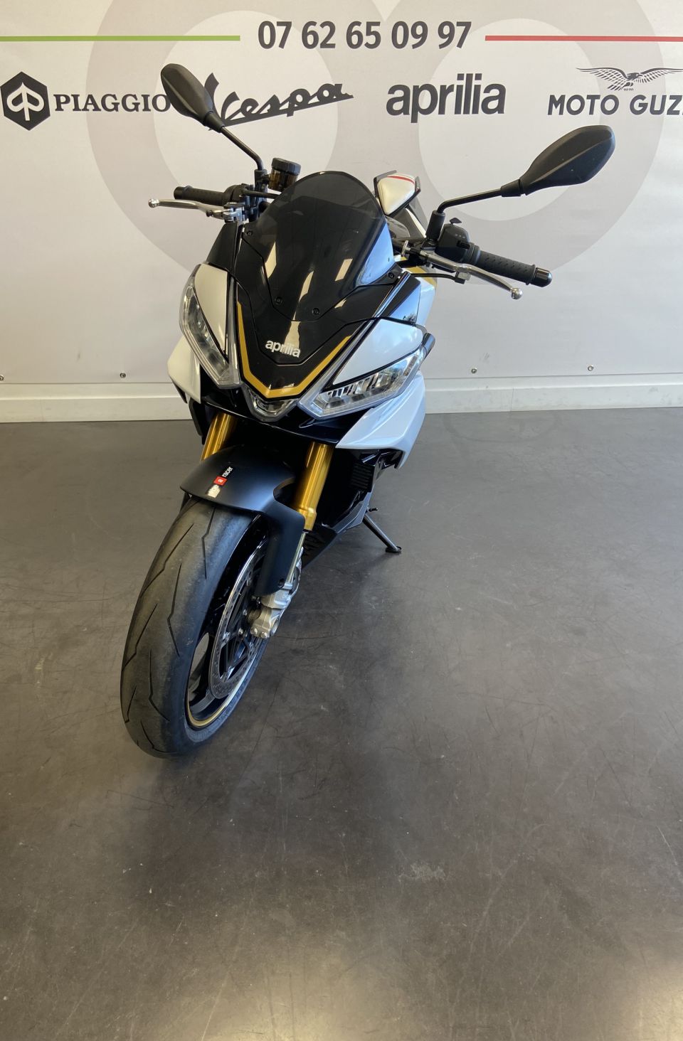 APRILIA TUONO 1100 V4 FACTORY 4