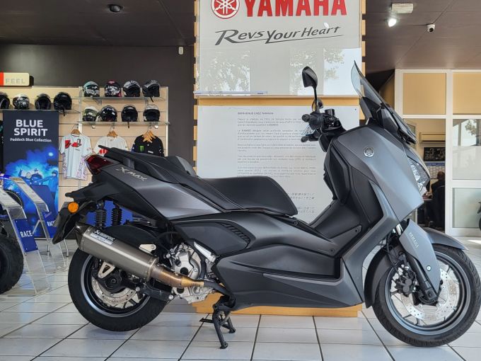 YAMAHA XMAX 300 4