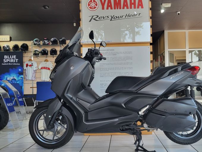 YAMAHA XMAX 300 4