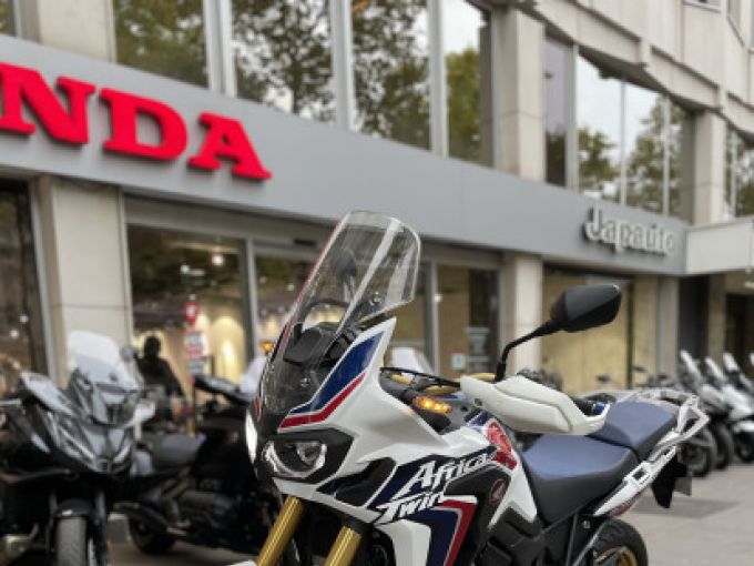 HONDA AFRICA TWIN CRF1000L DCT 4