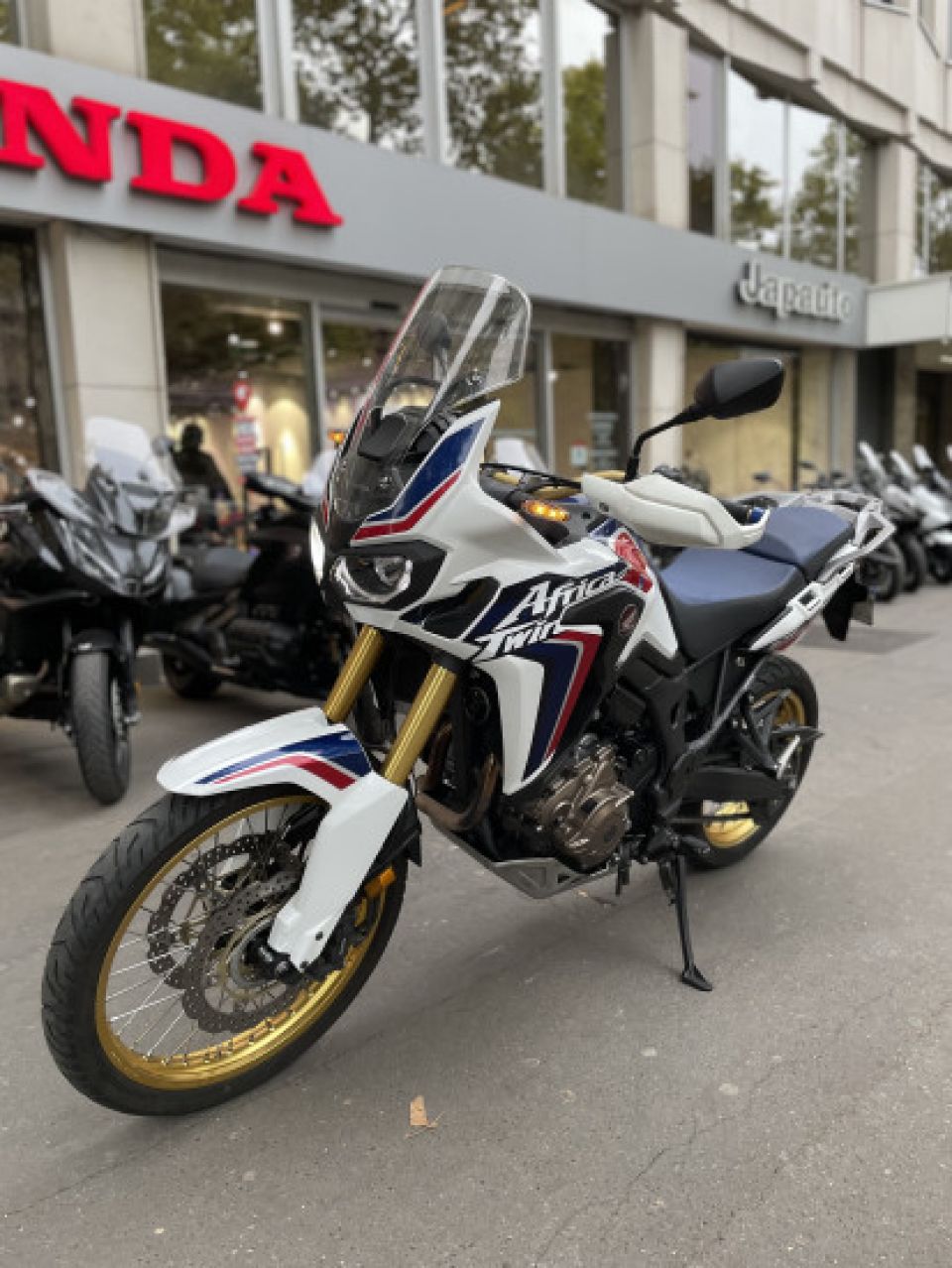 HONDA AFRICA TWIN CRF1000L DCT 4