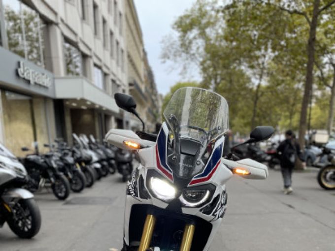 HONDA AFRICA TWIN CRF1000L DCT 4