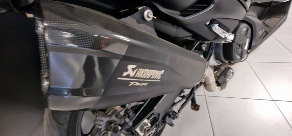 YAMAHA XP T-MAX 500 ABS TECH MAX 4