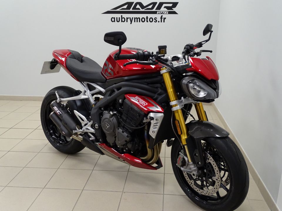 TRIUMPH SPEED TRIPLE 1200 RS 4