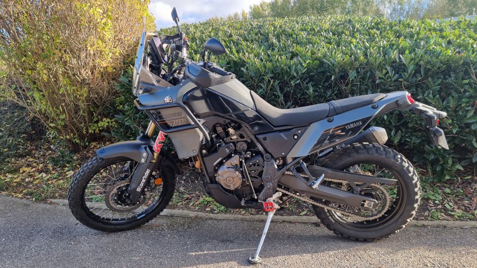 YAMAHA XTZ TENERE 700 4