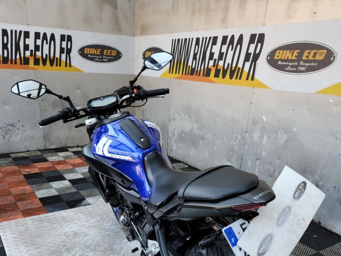 YAMAHA MT-07 (47.5CV) 4