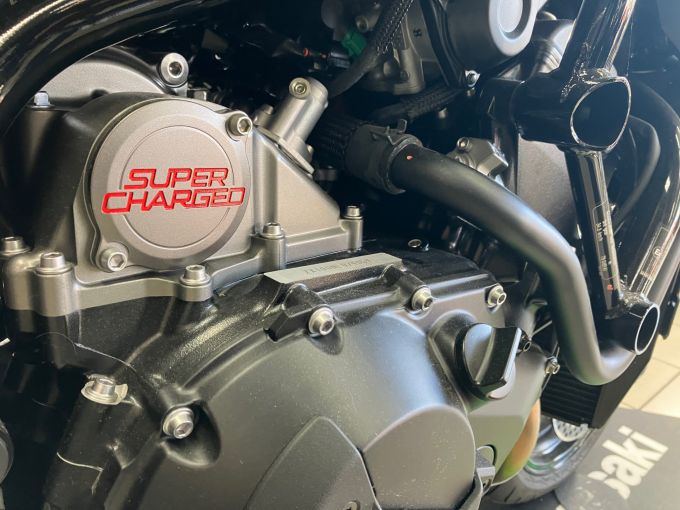 KAWASAKI Z 1000 H2 4