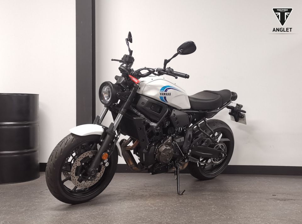 YAMAHA XSR 700 4