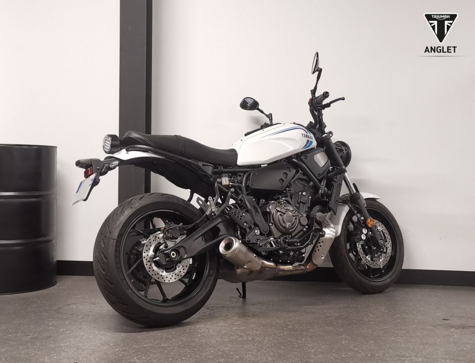 YAMAHA XSR 700 4