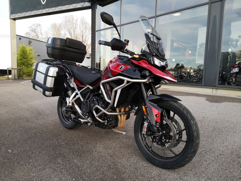 TRIUMPH Tiger 900 GT PRO 4