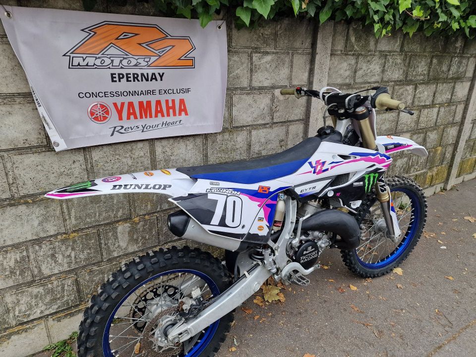 YAMAHA YZ125 MONSTER ENERGY 4