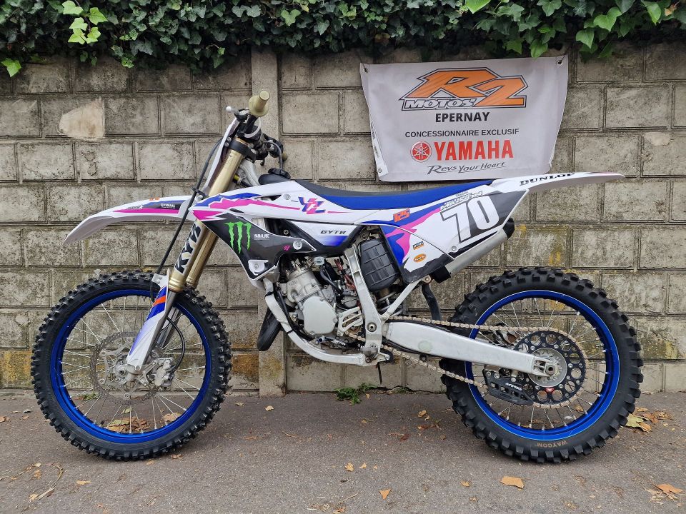 YAMAHA YZ125 MONSTER ENERGY 4