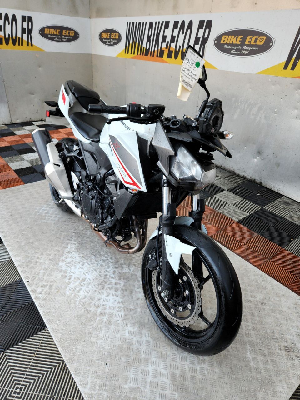 KAWASAKI z 400 4