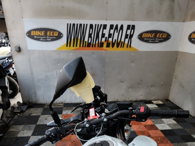 KAWASAKI z 400 4