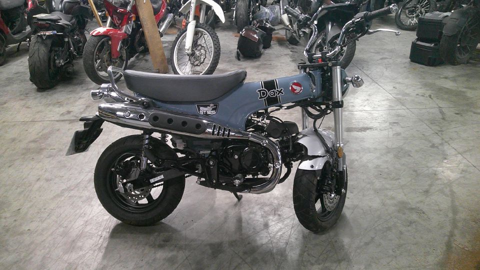 HONDA DAX ST 4