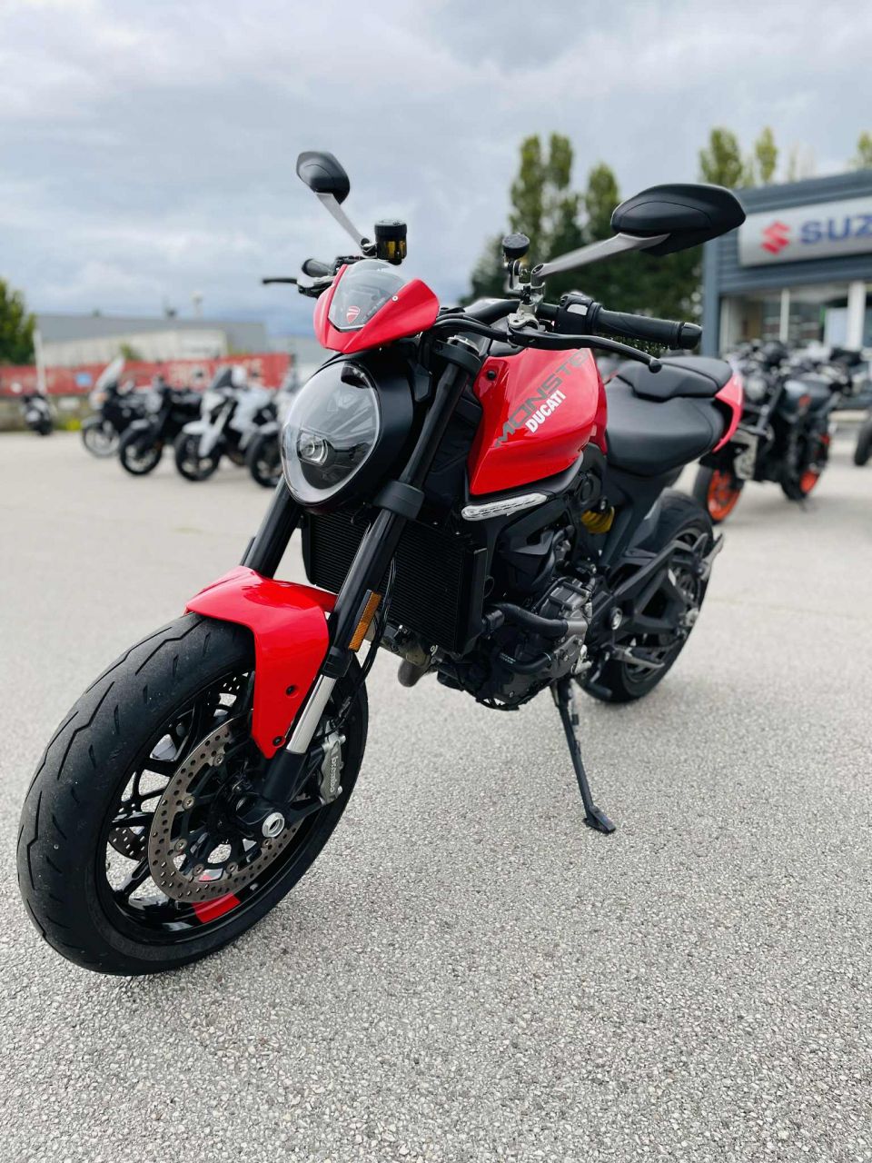 DUCATI 900 MONSTER 4