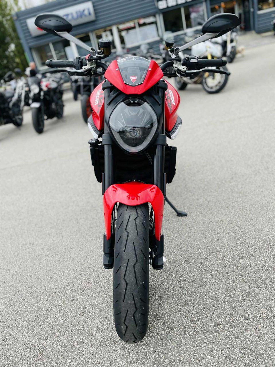 DUCATI 900 MONSTER 4