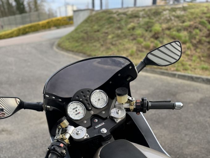 MOTO GUZZI V11 4