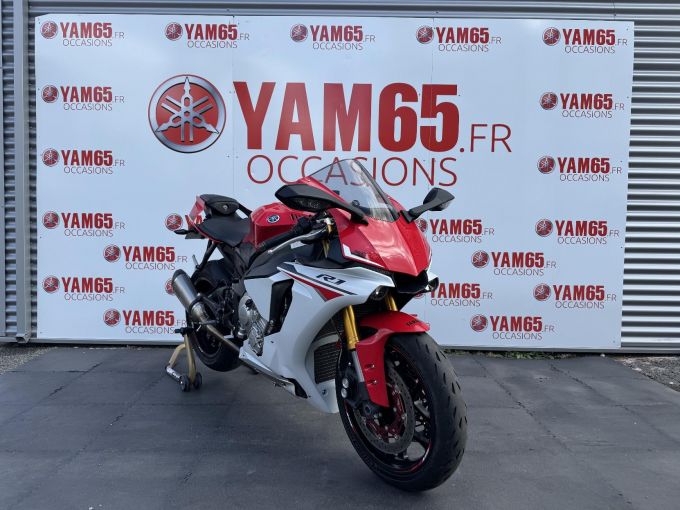 YAMAHA YZF 1000 R1 4