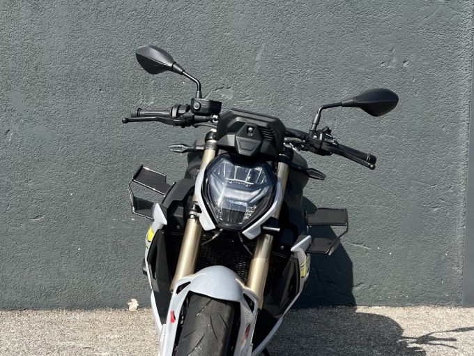BMW S 1000 R 4