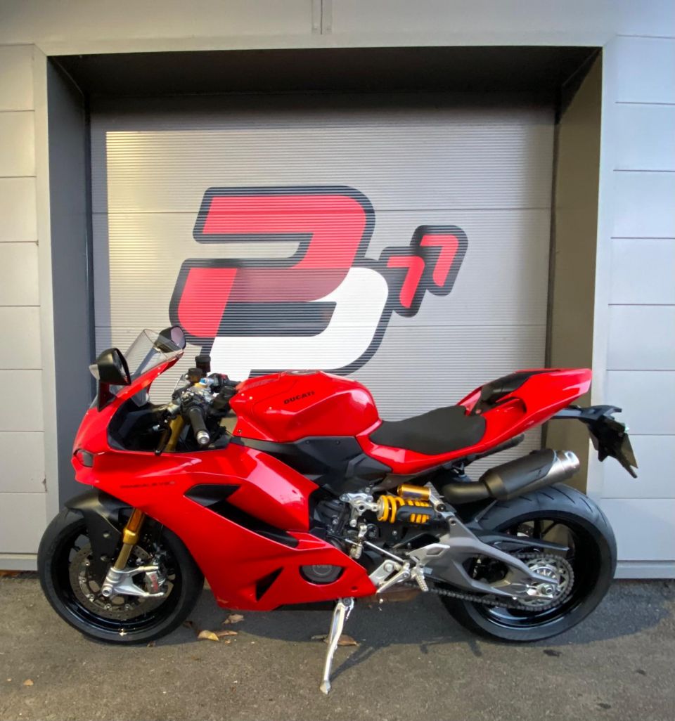 DUCATI PANIGALE V2S 4