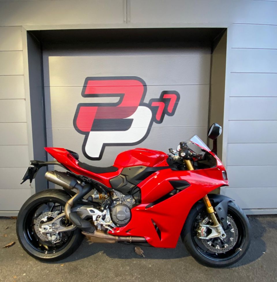 DUCATI PANIGALE V2S 4