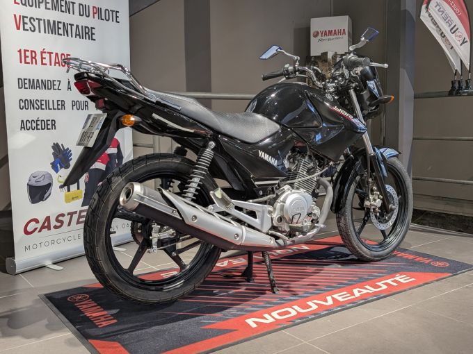 YAMAHA YBR 125 4