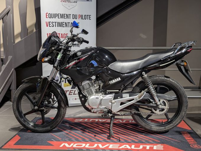 YAMAHA YBR 125 4
