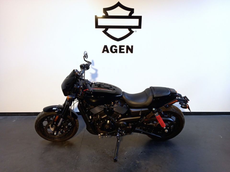 HARLEY-DAVIDSON STREET ROD 750 4