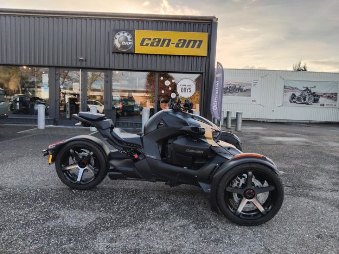 CAN-AM RYKER 900 4