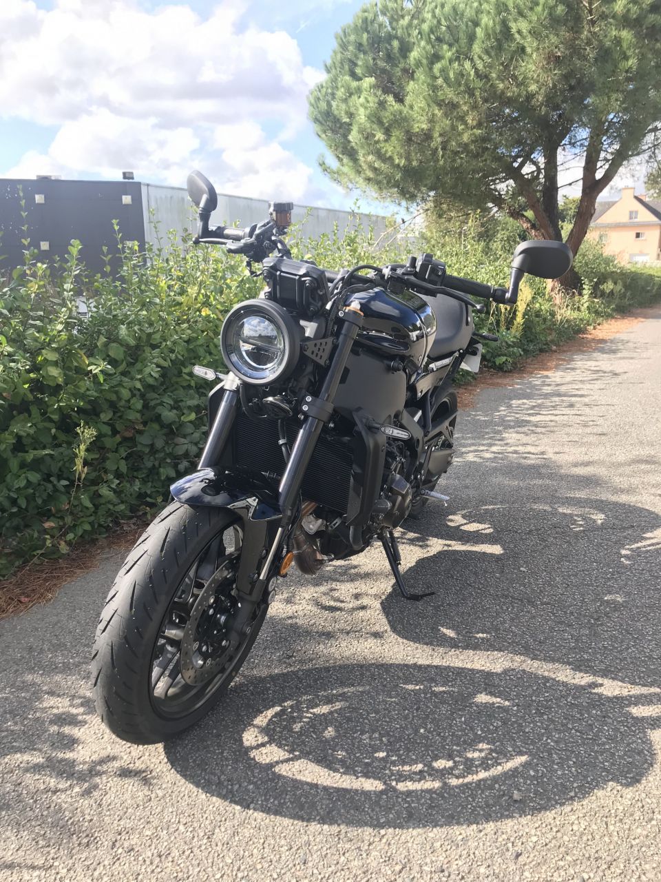 YAMAHA XSR 900 4