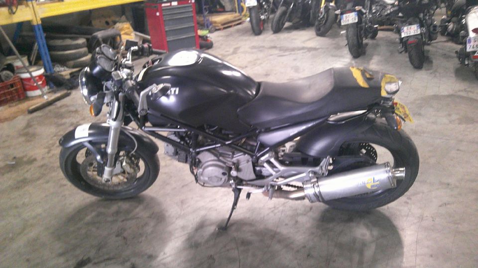 DUCATI 620 MONSTER S 4