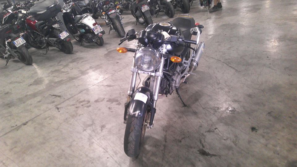 DUCATI 620 MONSTER S 4