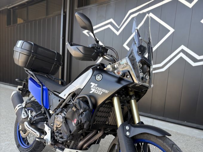 YAMAHA XTZ TENERE 700 4