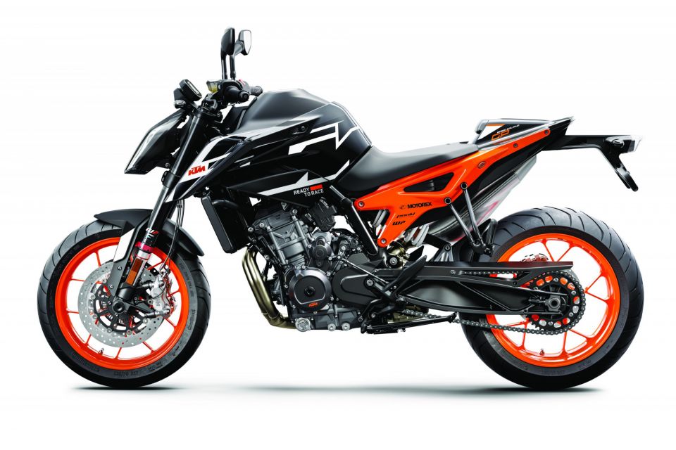 KTM 890 DUKE 4