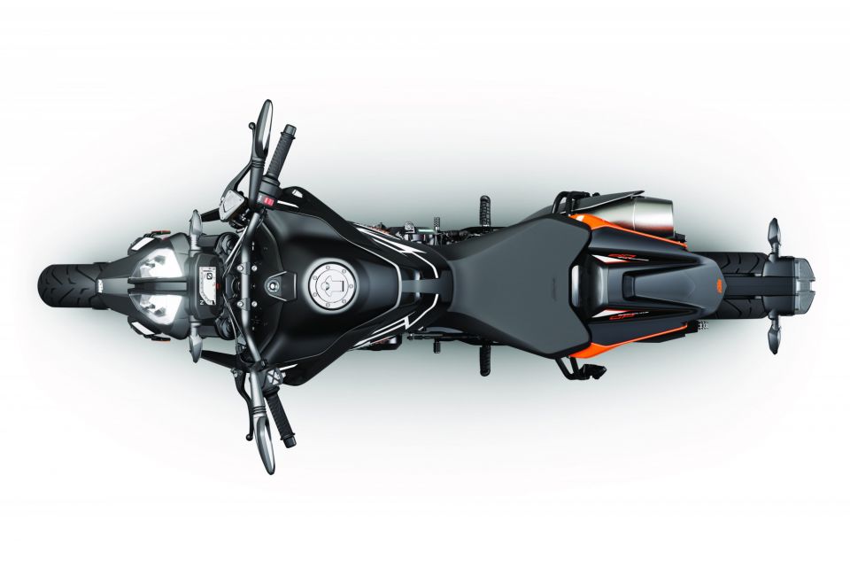 KTM 890 DUKE 4