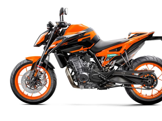 KTM 890 DUKE 4