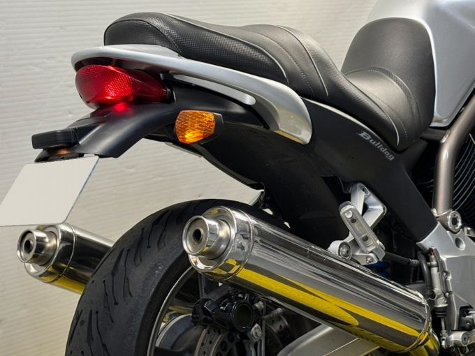 YAMAHA BT 1100 BULLDOG 4