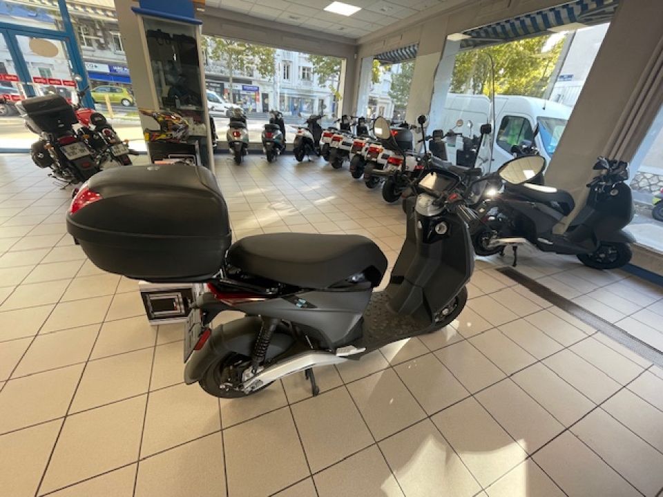 PIAGGIO 1 Electrique 4