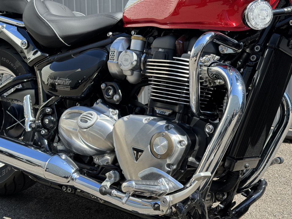 TRIUMPH BONNEVILLE SPEEDMASTER 1200 4