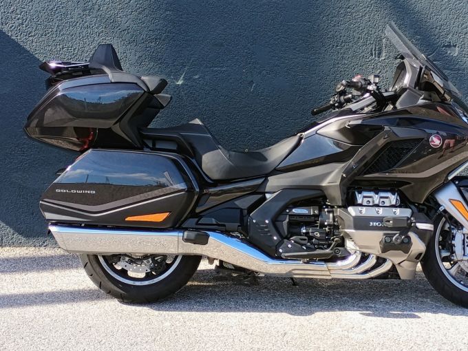 HONDA GL 1800 GOLDWING DCT 4