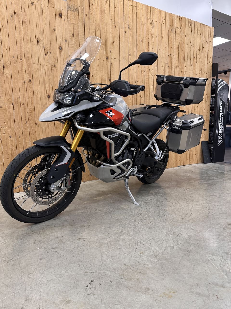 TRIUMPH TIGER 900 RALLY PRO 4