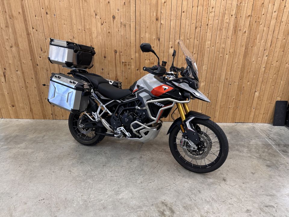 TRIUMPH TIGER 900 RALLY PRO 4