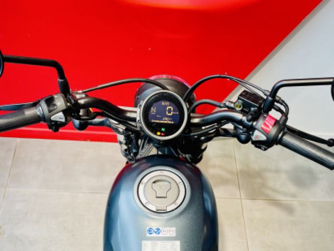 HONDA CMX 500 REBEL 4