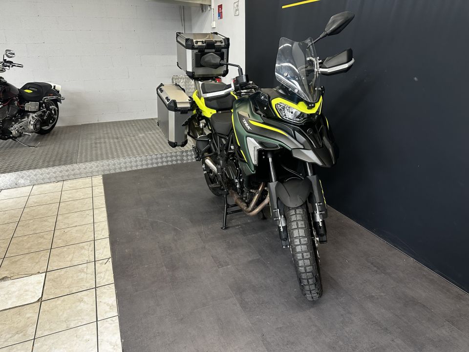 BENELLI TRK  702  X 4