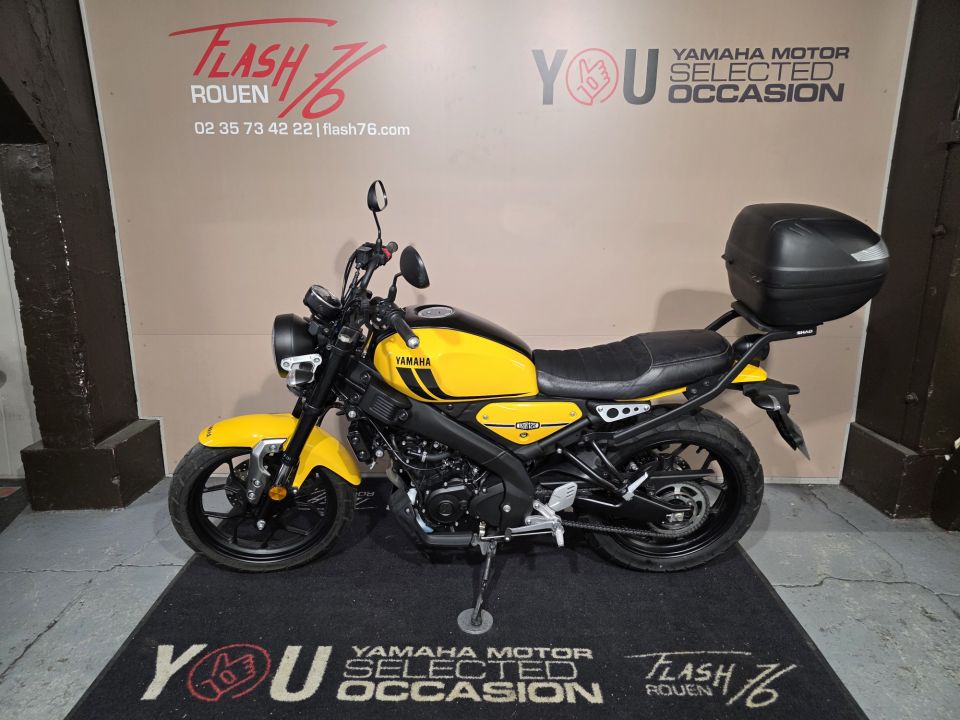 YAMAHA XSR 125 4