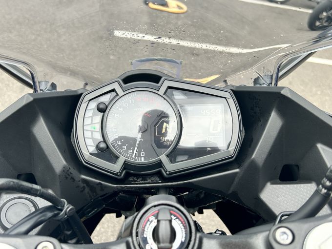 KAWASAKI NINJA 400 4